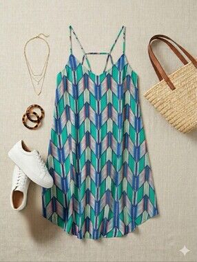 Forever 21 Green Chevron Pattern Strappy Dress